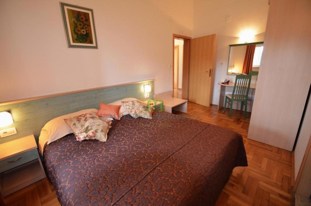 Apartments Materada Residence Пореч Экстерьер фото